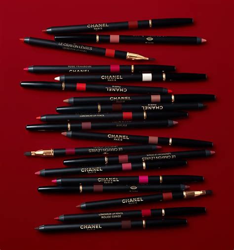 chanel lip liner brush.